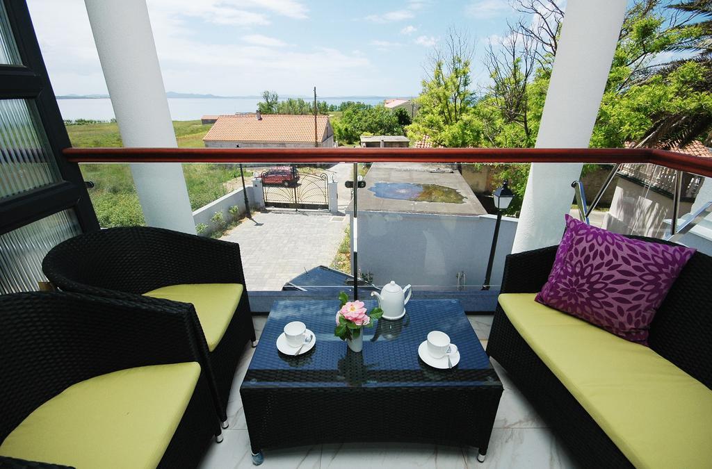 Apartments Victoria Privlaka Privlaka  Habitación foto